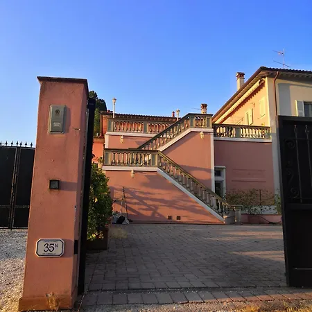 Casa Campagna Empoli Terrazzo Belvedere Apartment *